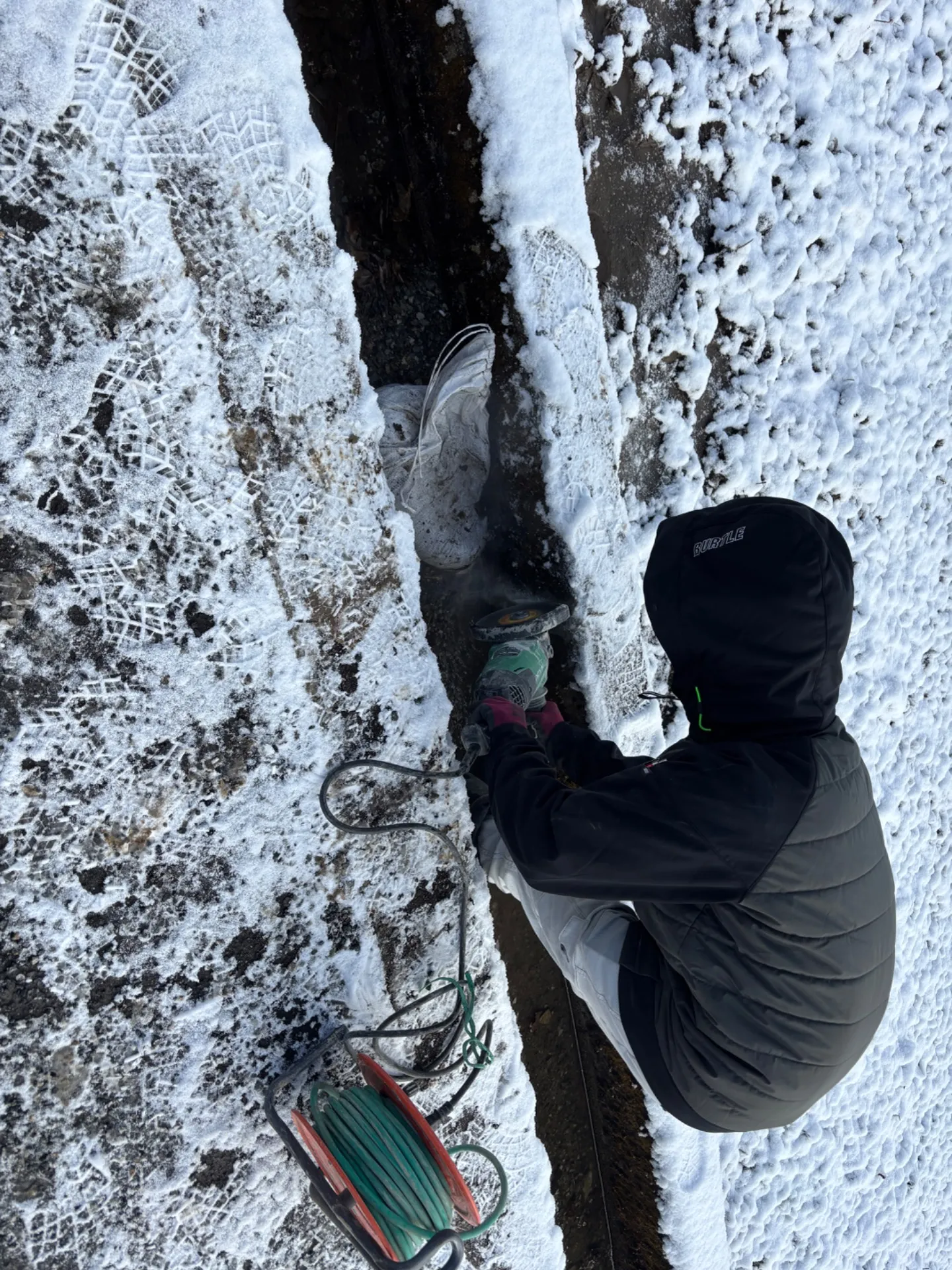 最近雪良く降りますね〜